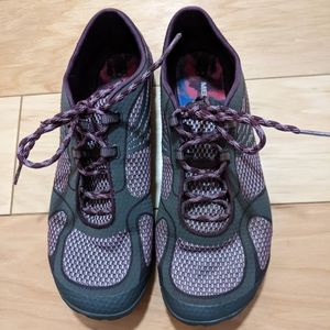 8.5 purple gray Merrell trail runner shoes